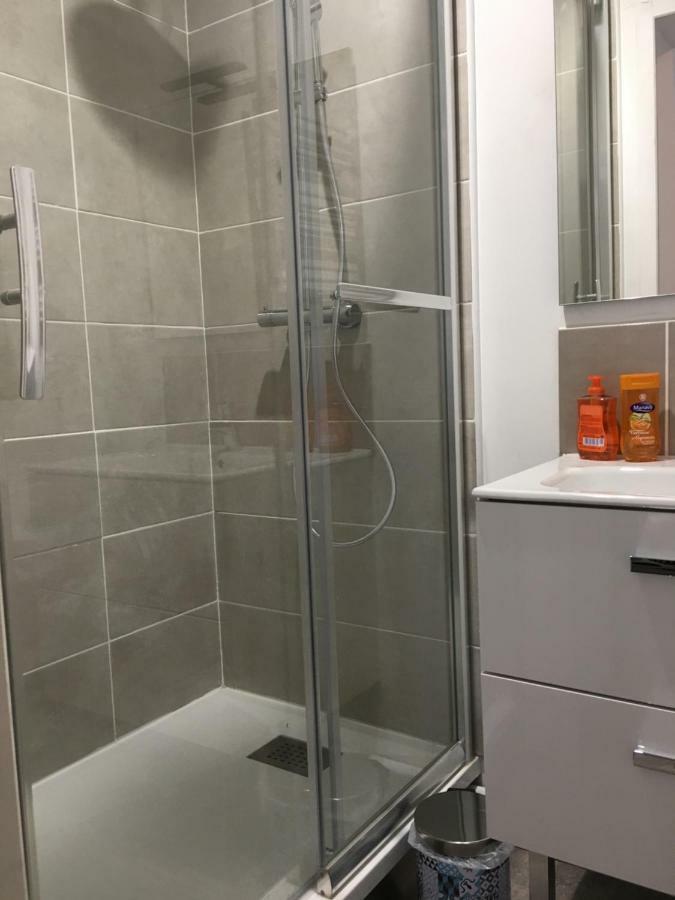 Appartement Neo - Sleep In Valenciennes Exteriör bild