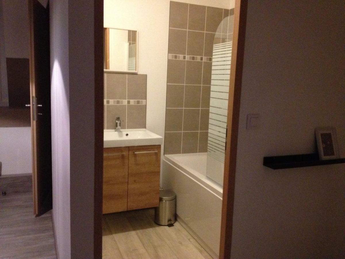 Appartement Neo - Sleep In Valenciennes Exteriör bild